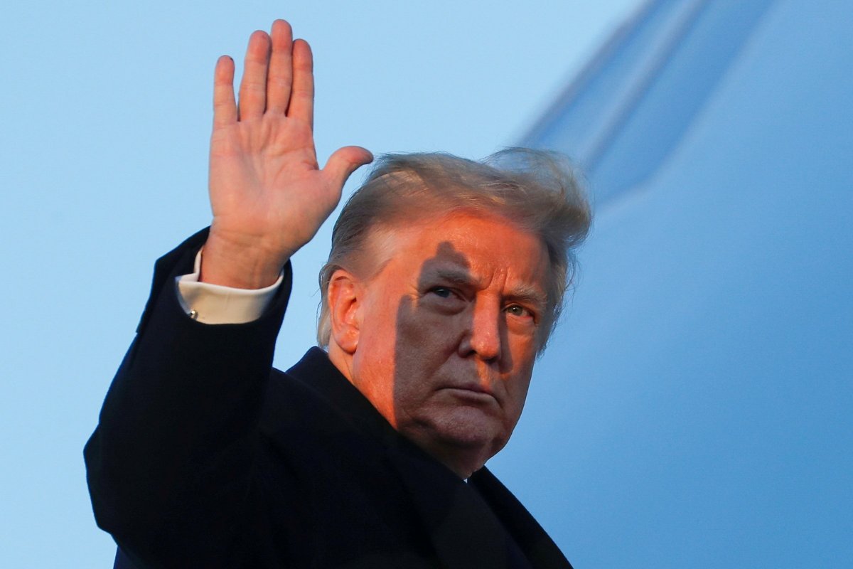 <p>Trump pide a la autoridad electoral de Georgia que anule la victoria de Biden</p>