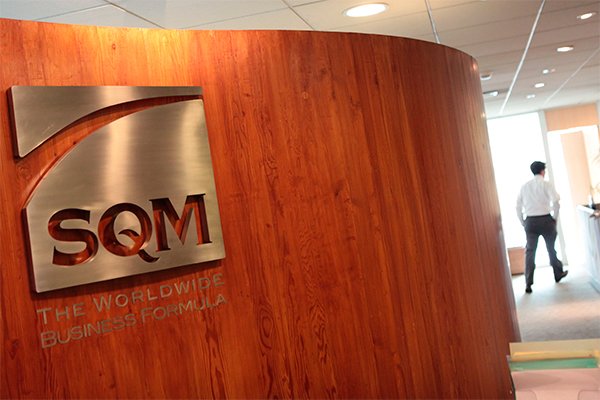 <p>Tianqi se aleja del aumento de capital de SQM y vende sus opciones preferentes</p>