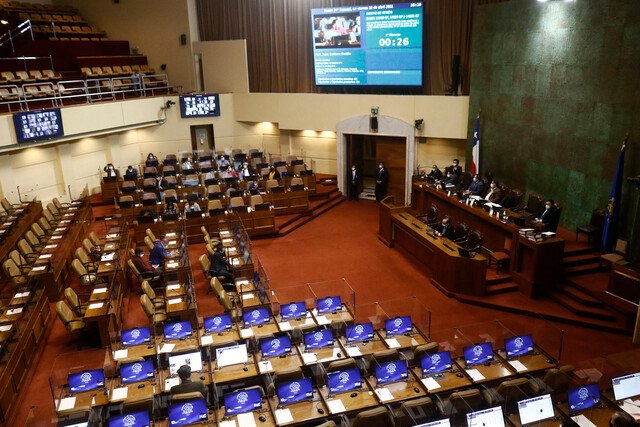 <p>Diputados inician discusión de nuevo tercer retiro y Cámara lo votará el viernes</p>