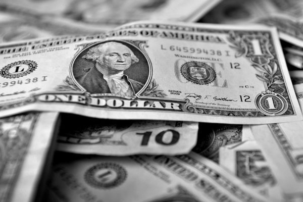 <p>Dólar en Chile cierra la semana con su cuarta caída consecutiva</p>