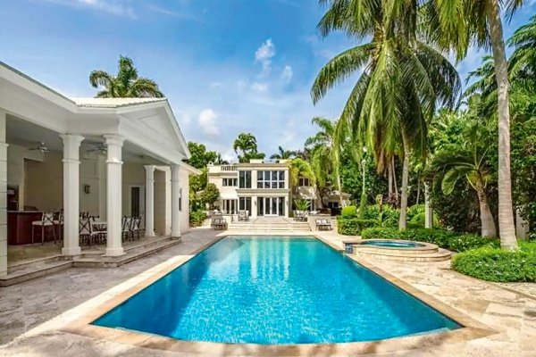 ¿Qué hizo Mario Kreutzberger con la venta de su casa en Miami?