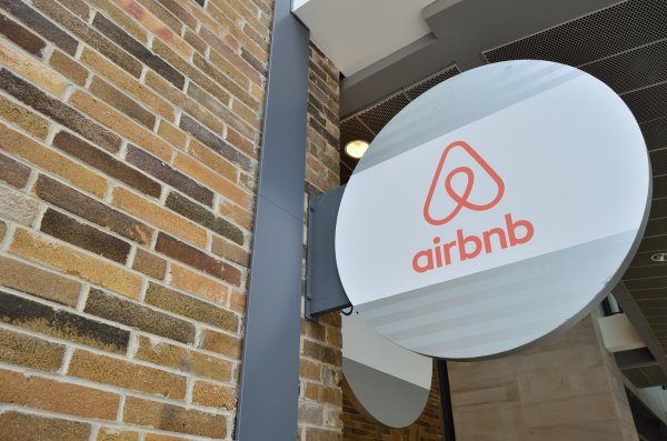 El lobby de Airbnb por la Ley de Copropiedad