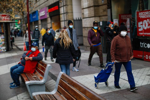 <p>Análisis de la renta fija de Bloomberg: Bonos bajo presión ante mayor consumo esperado tras IFE</p>