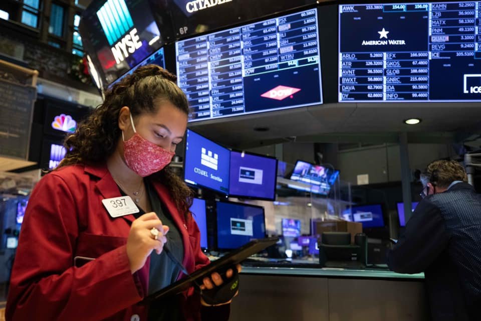 <p>Wall Street cae tras nuevos datos de empleo en Estados Unidos</p>