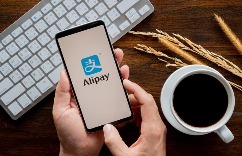 <p>Un nuevo golpe de China a Jack Ma: busca dividir compañía de préstamos Alipay</p>