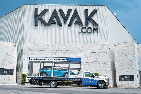 Kavak: el primer unicornio mexicano alista su arribo a Chile