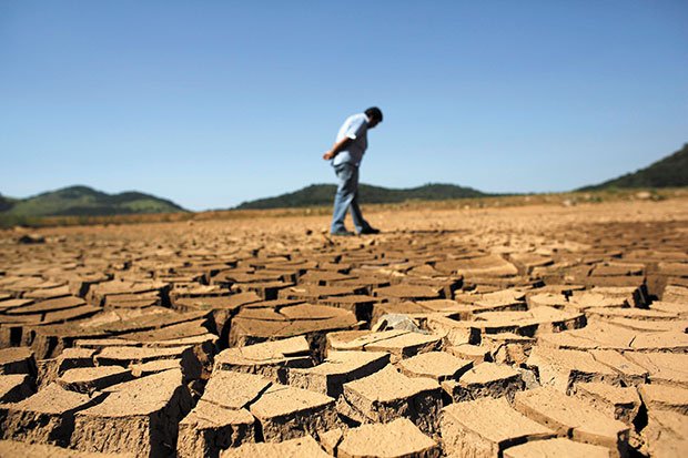 <p>Gobierno lanza campaña para combatir dramática sequía, pero expertos critican que llega tarde</p>