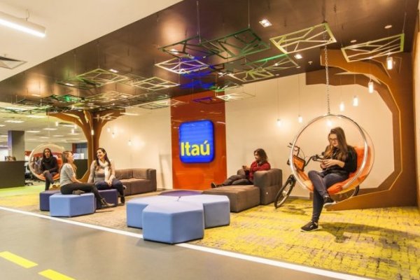 Itaú se expande en Brasil y compra corredora digital Ideal