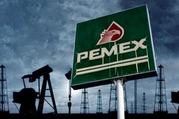 Mexicana Pemex aumenta 2,9% su producción de crudo, pero por debajo de la meta para 2021