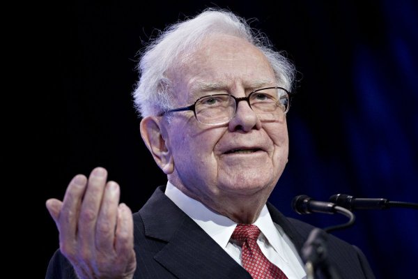 <p>Warren Buffett publica carta anual a inversionistas y destaca los "cuatro grandes" pilares de Berkshire Hathaway</p>