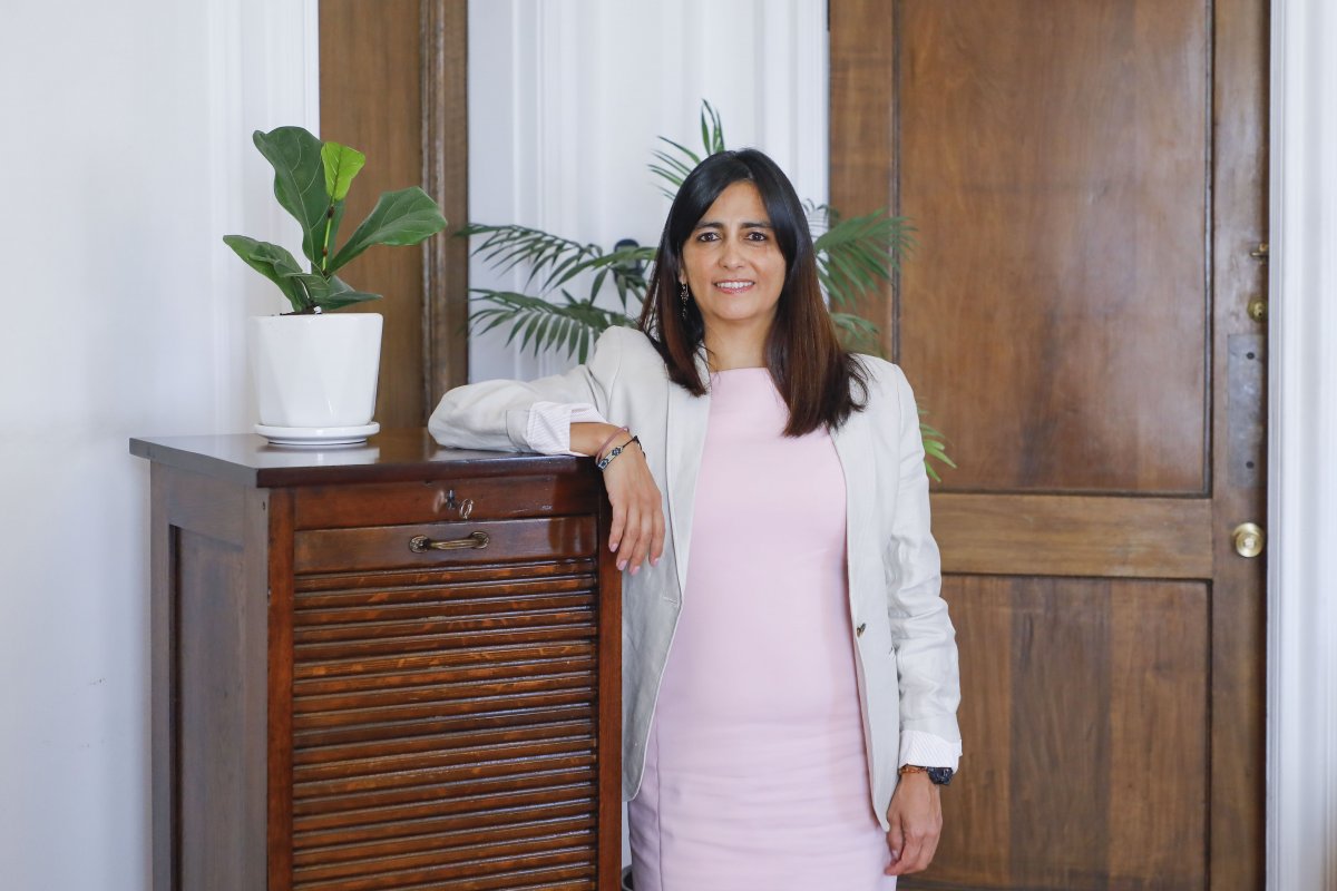 <p>Claudia Sanhueza, Subsecretaria de Hacienda. Alberto Naudon, Consejero del Banco Central. Rosario Celedón, Abogada y Excomisionada de la CMF. Francisco Murillo, Ceo de Sura Asset Management Chile. Foto: Julio Castro</p>