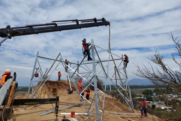 CGE inaugura línea de transmisión en sector Fátima-Isla de Maipo que beneficiará a más de 35 mil clientes