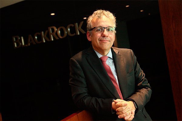 BlackRock: shock energético seguirá provocando alzas en los combustibles en Latinoamérica, pero incentivará inversiones en renovables