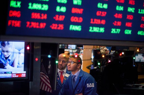 <p>Wall Street cierra con fuertes pérdidas por resultados de tecnológicas</p>