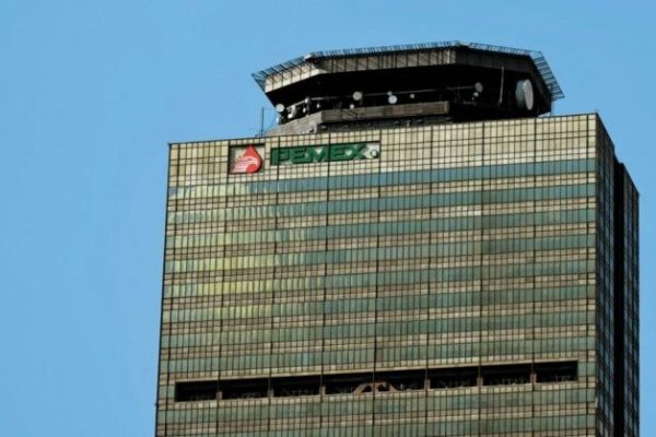 Recuperación de Pemex pone a la inversión privada en mercado de combustibles contra las cuerdas en México