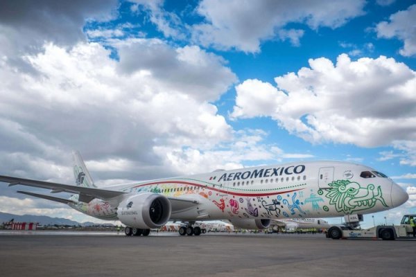 Grupo Aeroméxico busca deslistar acciones de bolsa mexicana