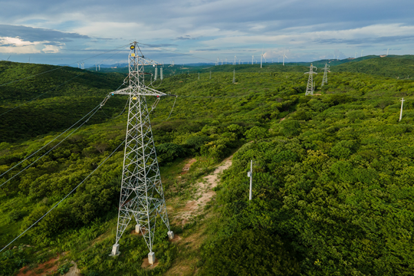 Española Iberdrola y colombiana ISA se adjudican contratos para construir mega líneas de transmisión eléctrica en Brasil