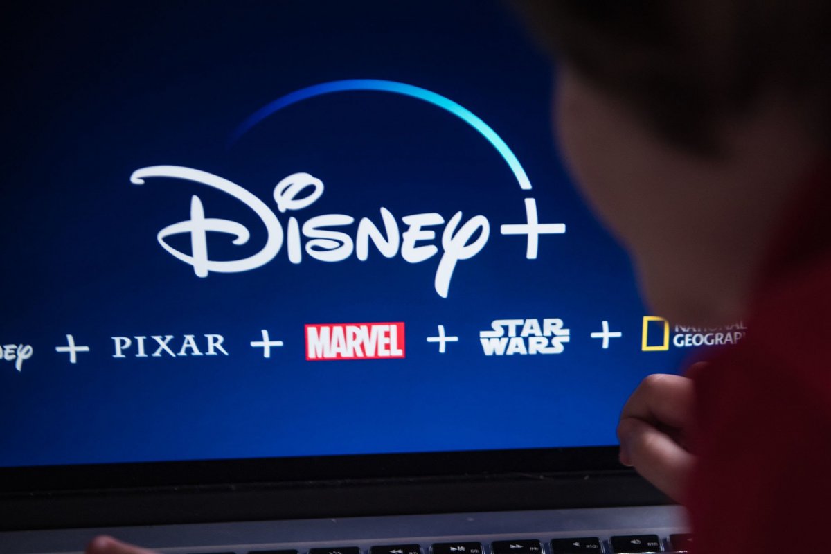 <p>Disney+ aumentará el precio de su servicio de streaming en 38 % y ofrecerá planes con anuncios</p>