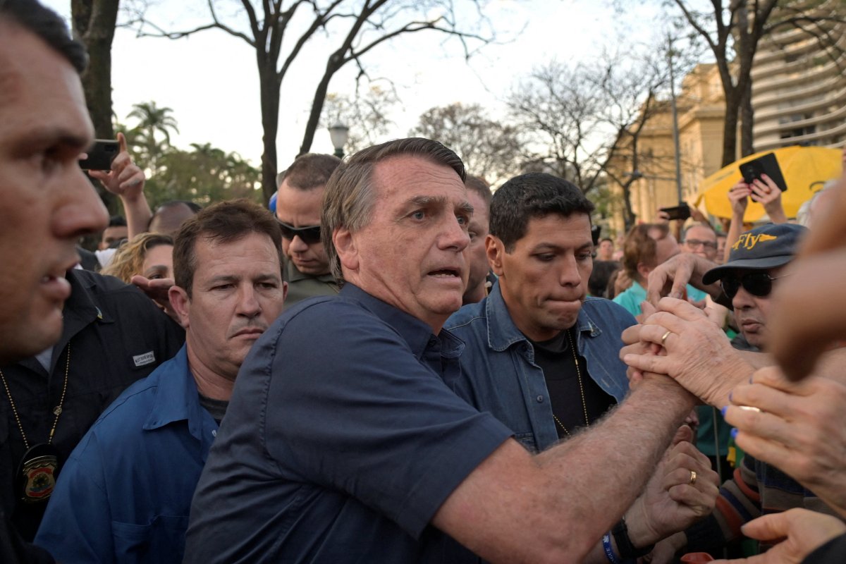 <p>Ejecutivo califica de "inaceptables" comentarios de Bolsonaro sobre Boric y entregará nota de protesta a embajador de Brasil</p>