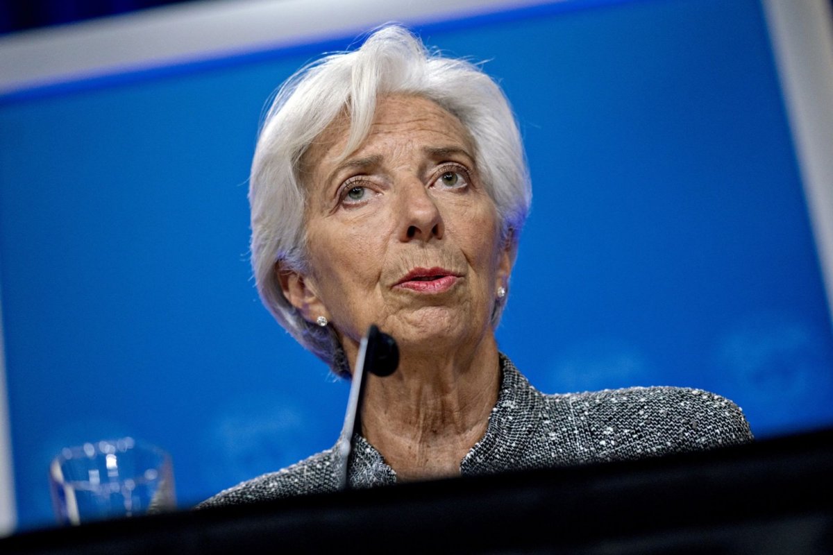 <p>Pese a una posible recesión, Lagarde de todos modos prevé más subidas de las tasas de interés del BCE</p>