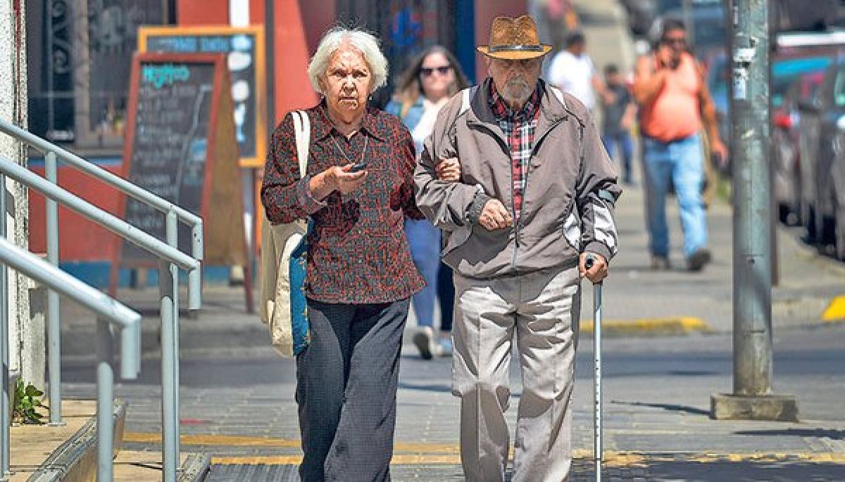 Chile Envejece Cerca De Un Tercio De La Población Serán Personas Mayores Para 2050 Diario