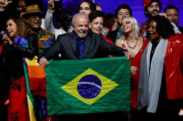 Lula toma una ventaja dominante en la recta final de las elecciones en Brasil