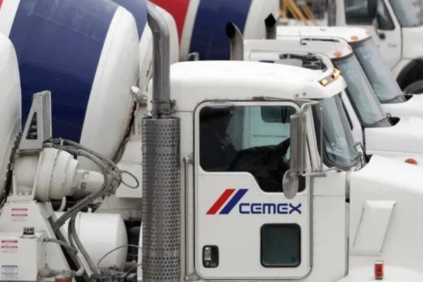 Cemex lanzará OPA sobre filial latinoamericana donde invierte familia Piñera