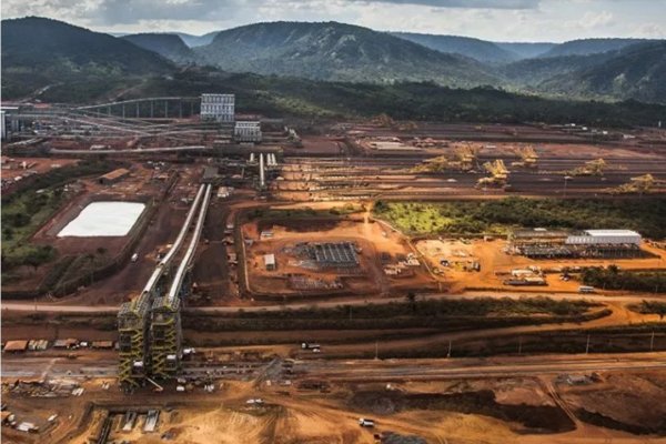 Brasileña Vale venderá participación de US$ 2.500 millones en negocio de metales ante mayor demanda de baterías