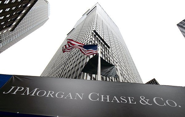 <p>Grandes bancos de EEUU sorprenden con caídas más moderadas en sus ganancias del tercer trimestre</p>