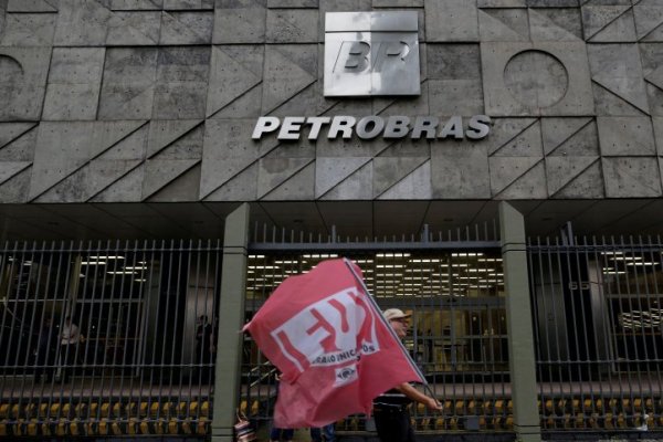 Petrobras alcanza el valor de mercado más alto de la historia, a una semana del balotaje en Brasil