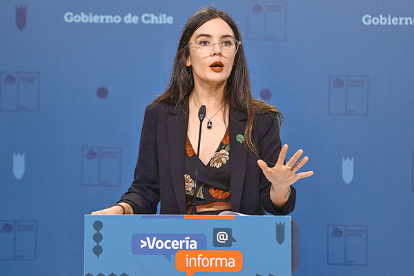La ministra Secretaria General de Gobierno, Camila Vallejo. Foto: Agencia Uno