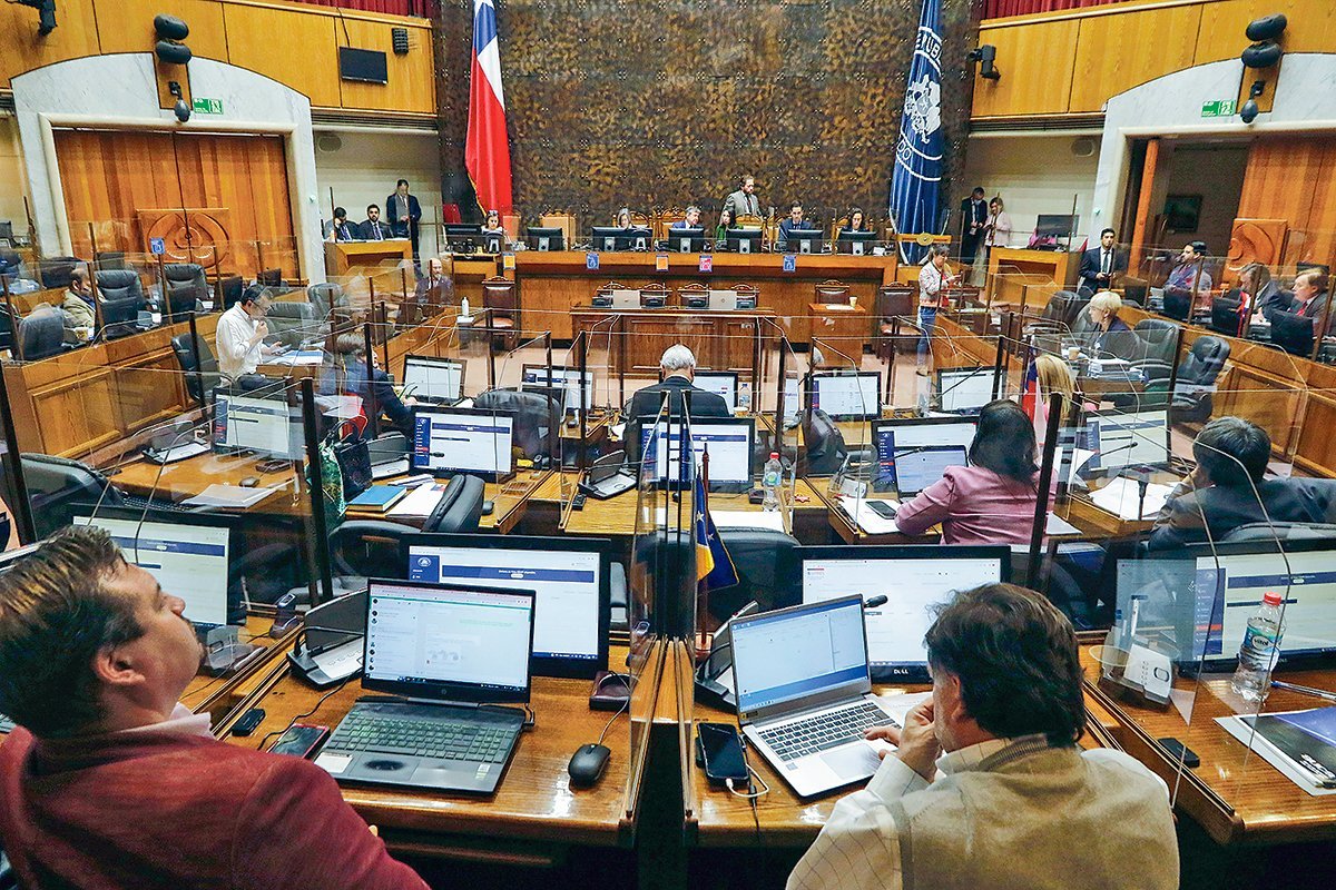 <p>Una larga jornada tuvo la comisión mixta de Presupuestos. Foto: Agencia UNO</p>