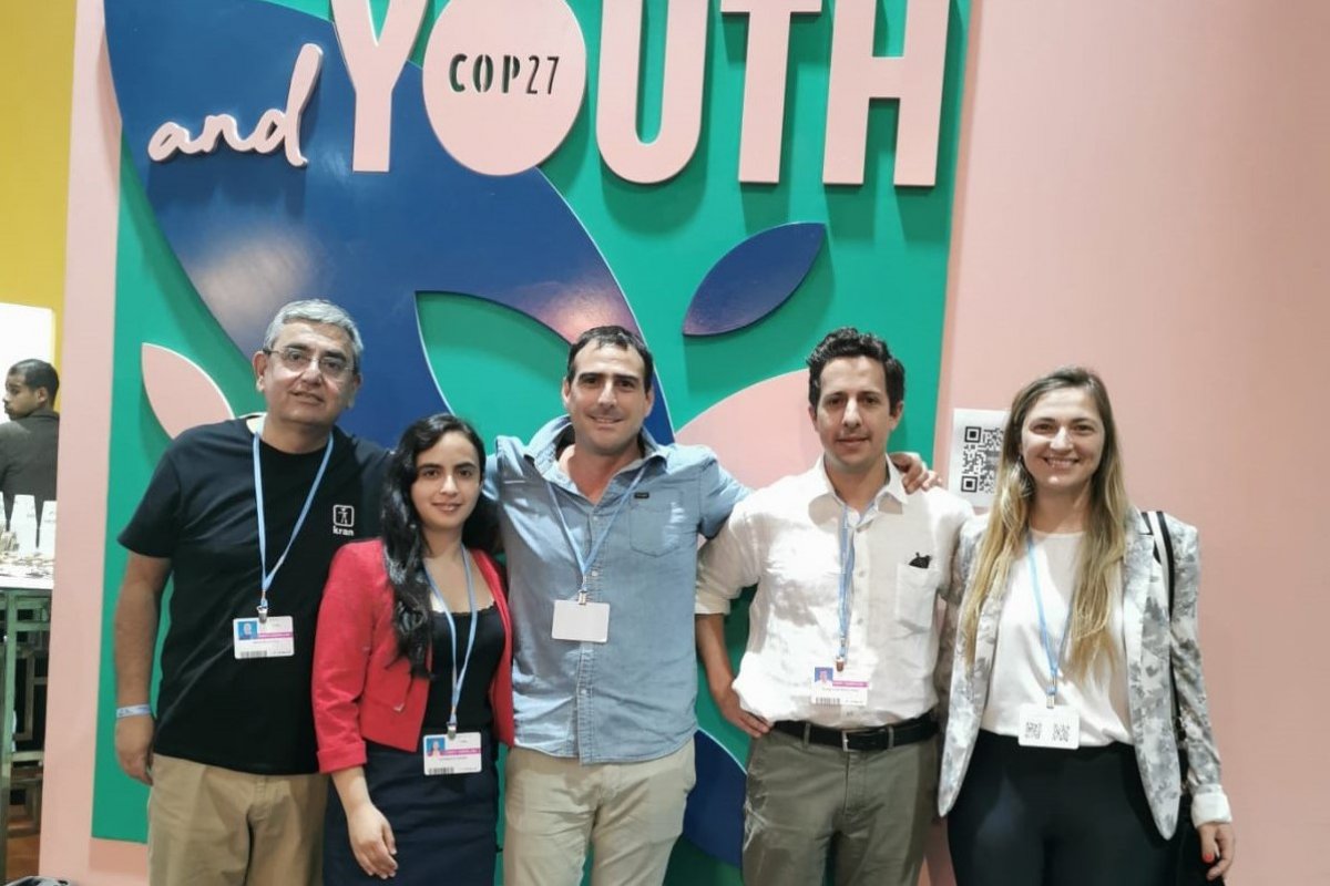 <p>Jaime de la Cruz, de Kran; Constanza Levicán, de Suncast; Rafael Concha de BioFiltro; Tomás Bravo, de ChucaoTec; y Andrea Ramos, de Kilimo.</p>