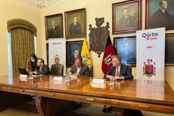 Metro de Medellín suscribió el contrato para operar el Metro de Quito