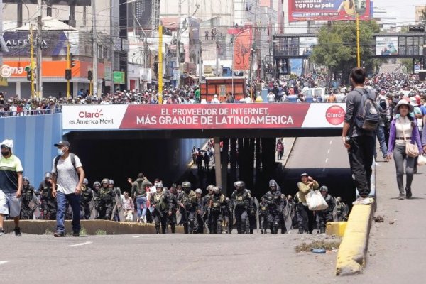 Perú entrará en estado de emergencia por 30 días y se evalúa toque de queda