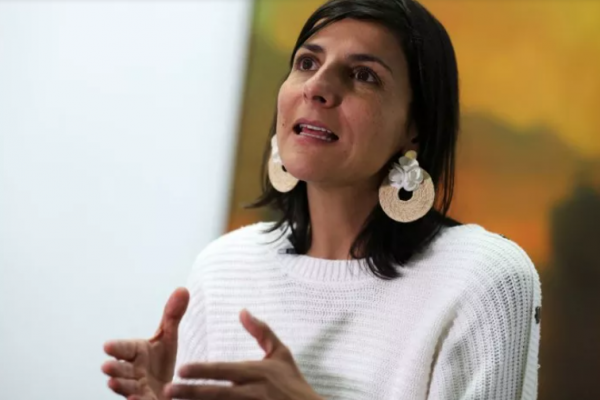 Irene Vélez, la ministra colombiana que liderará la desafiante y polémica tarea de lograr la transición energética