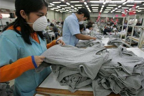 Industria textil peruana pedirá al congreso cuota de 30% para que cadenas de retail compren vestuario a productores locales