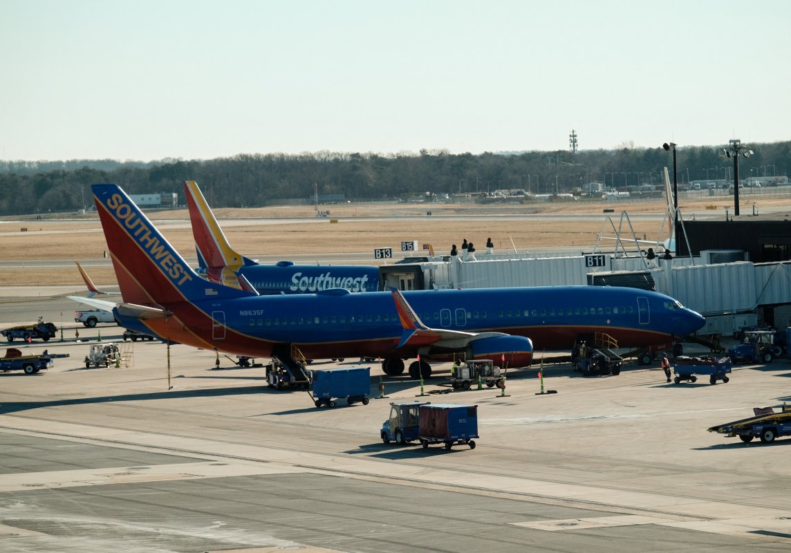 <p>Aerolíneas reanudan operaciones en EEUU tras detención de vuelos por una falla en sistema de control</p>