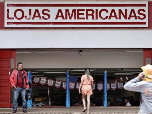 Crece el escándalo: directores de Americanas vendieron acciones de la cadena de retail antes de que se destaparan problemas contables