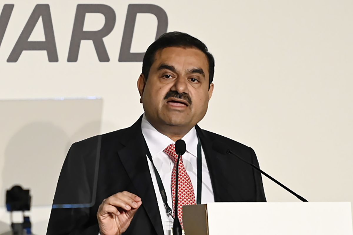 <p>El riesgo de Adani pone en duda la apuesta estrella de Wall Street en los mercados emergentes</p>