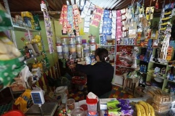 Almacenes del sur de Perú lidian entre la escasez, el alza de productos y la quiebra