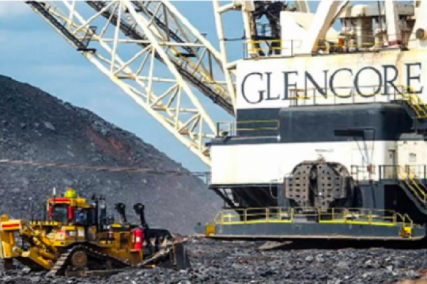 Glencore explora venta de participación de 23% en mina de plata en Perú