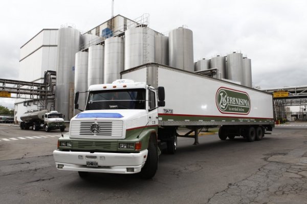 Mastellone, dueños de La Serenísima, pierden contra el control de precios y la inflación en Argentina, pero ganan en Brasil