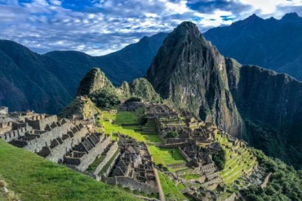 Perú lanza campaña para captar 2,5 millones de turistas en medio de fuertes lluvias y crisis política