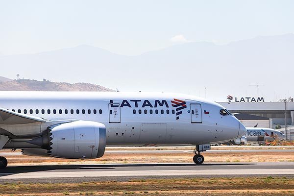 Latam apela integración entre Viva y Avianca por falta de condiciones para los slots