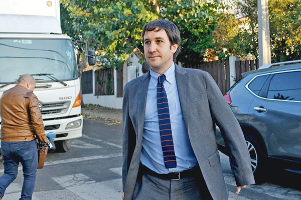 <p>Diputado Ramírez y caída del Imacec: "El gobierno tiene que replantearse sus erradas convicciones antes que hundan la economía"</p>