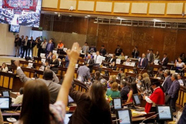 Asamblea de Ecuador inicia juicio político contra el presidente Lasso