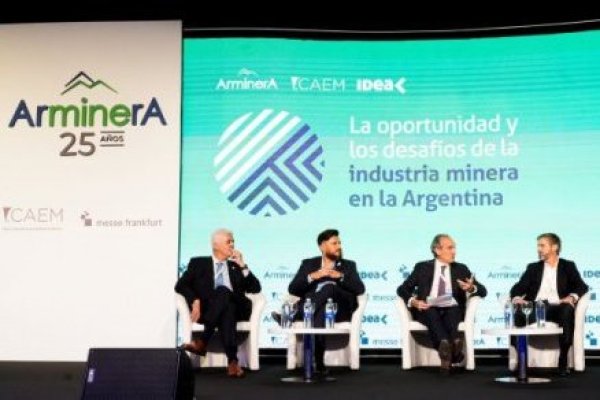 Empresarios mineros argentinos coinciden en que el país "reúne todas las oportunidades y riesgos juntos" para desarrollar proyectos de explotación