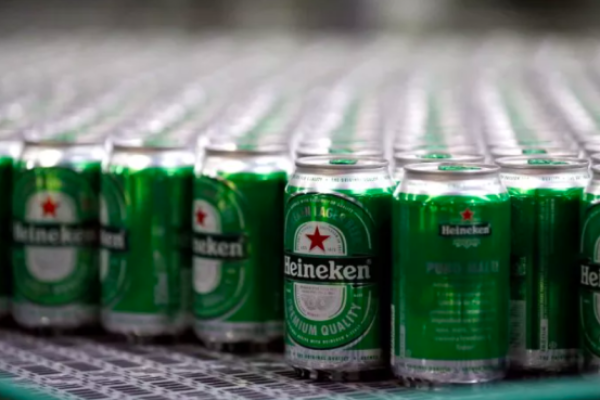 Mexicana Femsa lanza segunda oferta de venta por sus acciones en Heineken