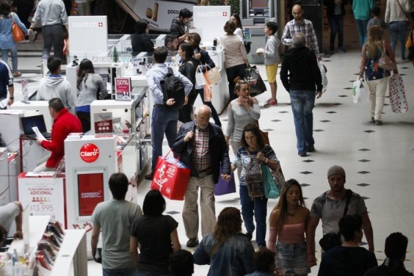 ¿Pasó la pandemia? El 86% de los consumidores de Latinoamérica prefiere las tiendas físicas, según estudio